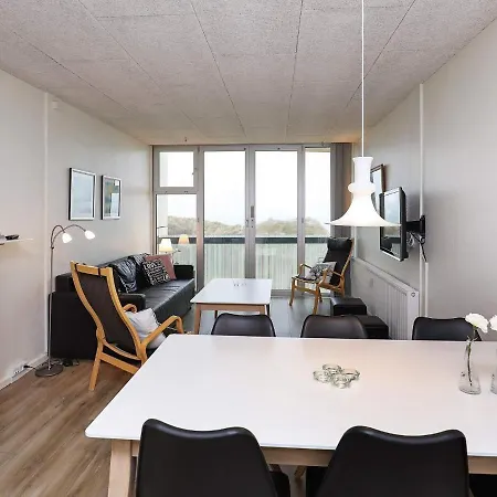 Apartment Lxviii